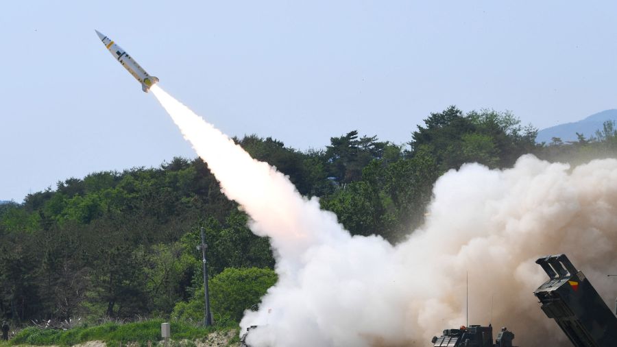 La Russie promet "des représailles" à l'Ukraine après ses tirs de missiles américains ATACMS