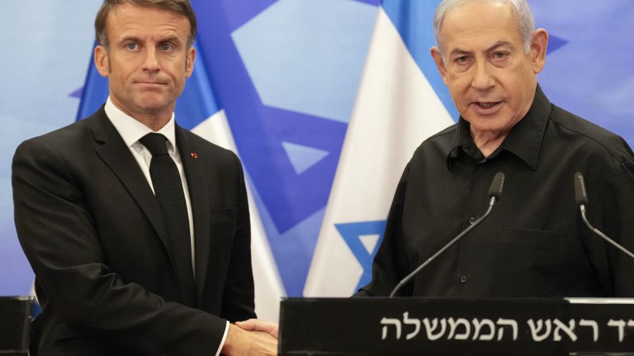 Macron exhorte Netanyahou à permettre à l'ONU d'accomplir "tout son rôle"  pour le retour des civils au Liban-Sud