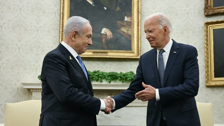 Netanyahou rencontre Biden, frappes meurtrières à Gaza