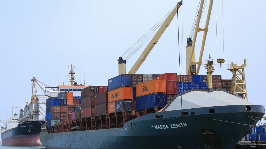 Un navire commercial attaqué en mer Rouge au large du Yémen