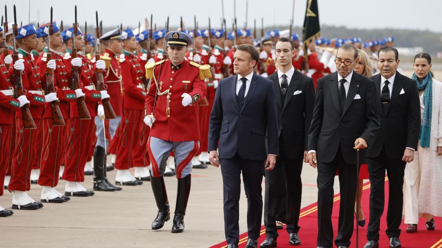 Macron soutient la souveraineté marocaine au Sahara et relance la coopération avec Rabat