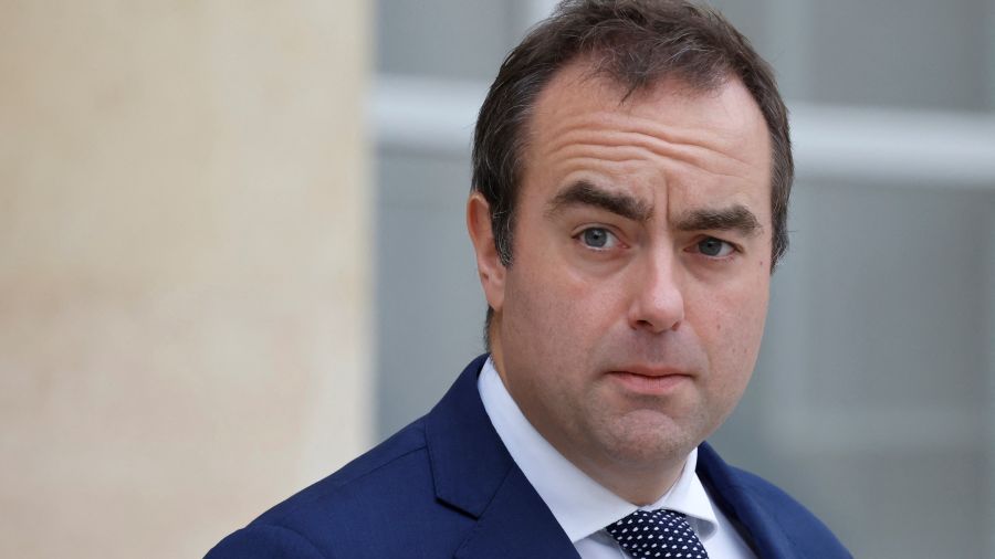 Tournée du ministre français des armées dans le Golfe