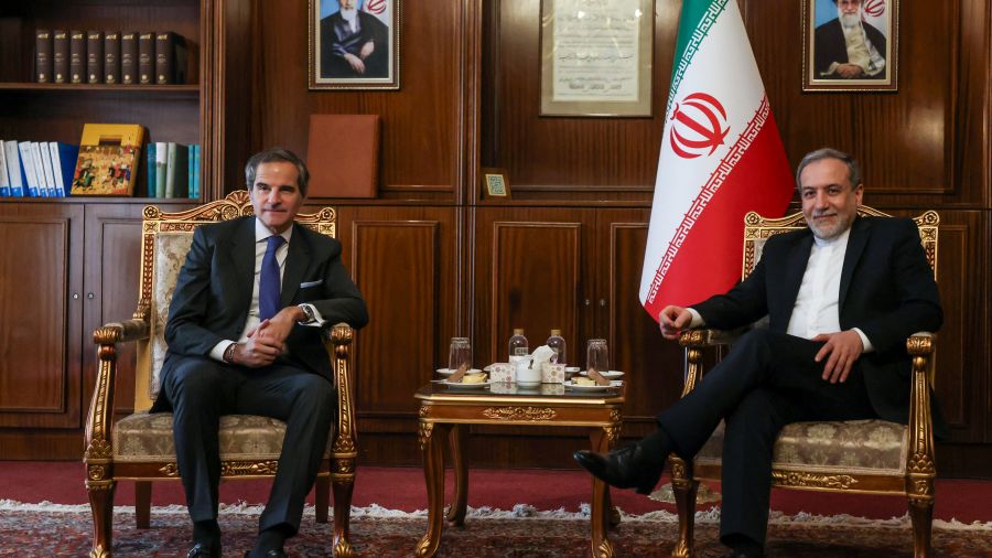 Le chef de l'AIEA en Iran pour tenter de régler les différends liés au nucléaire