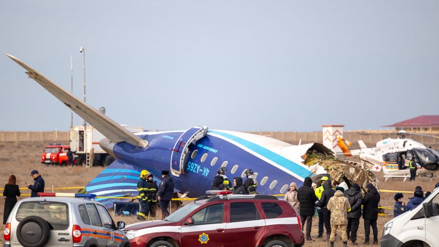 Crash d'avion azerbaïdjanais: la Russie a promis d'identifier et punir les coupables, selon Bakou