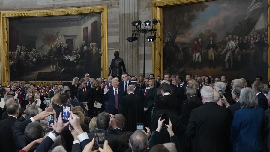 Le monde réagit à l'investiture de Donald Trump