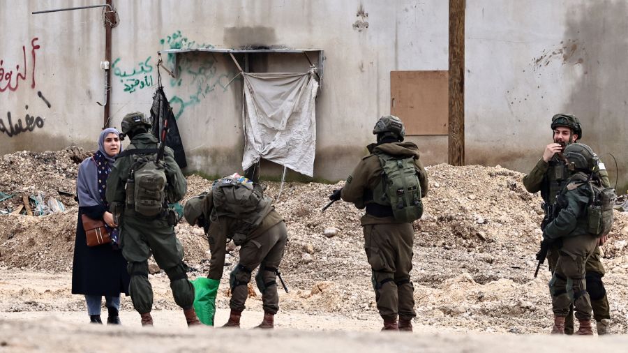 Cisjordanie: Israël vide des camps de réfugiés, interdit leur retour