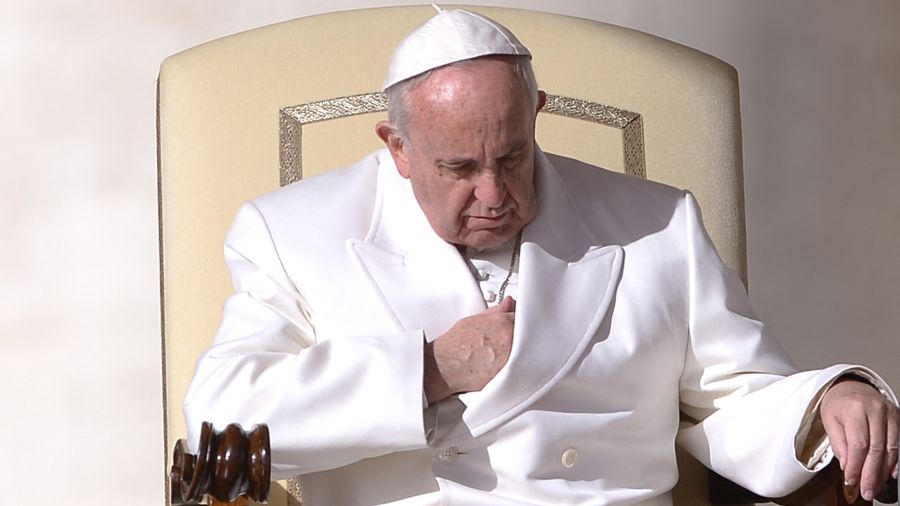 Le pape François victime de deux crises respiratoires "aiguës" lundi