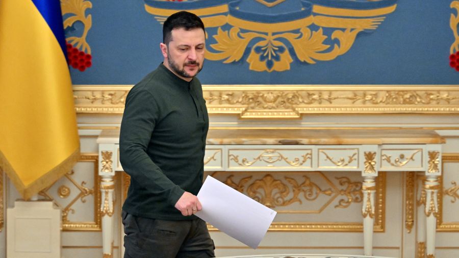 Zelensky "pas prêt" à signer un accord sur les minerais avec Washington 