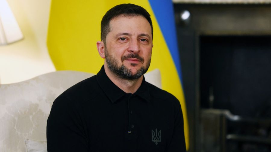 Ukraine: Zelensky lance un appel à Trump après la suspension de l'aide américaine