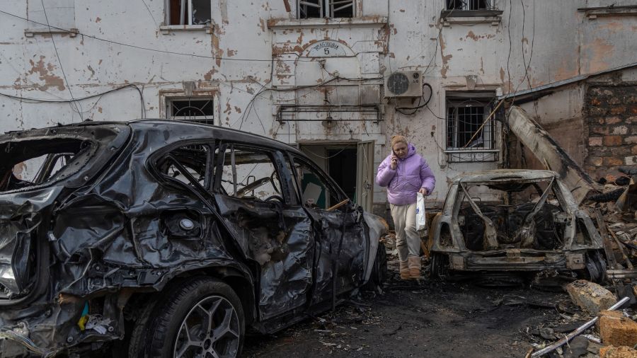 Ukraine: bombardements massifs russes contre les infrastructures énergétiques