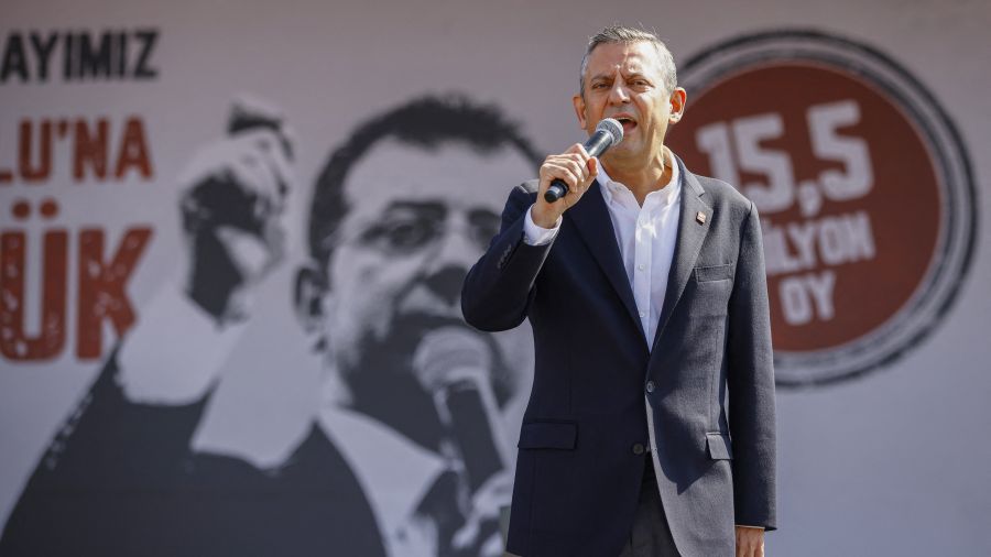 Turquie: le maire d'opposition d'Istanbul poursuivi pour 142 infractions
