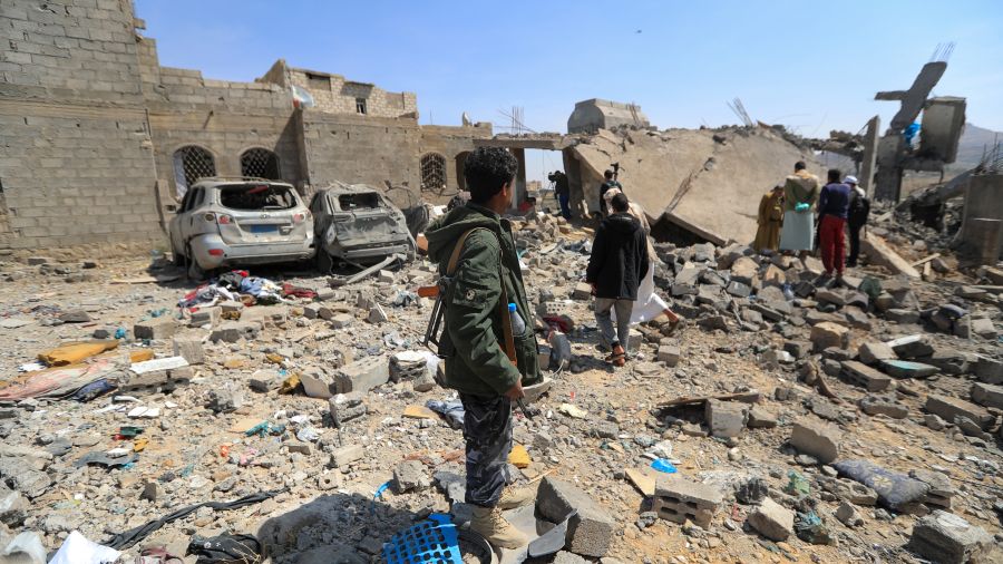 Yémen: les Houthis annoncent trois morts dans de nouvelles frappes à Sanaa