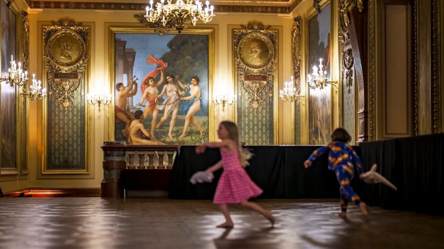 Dormir à l’opéra de Genève en musique et pyjama