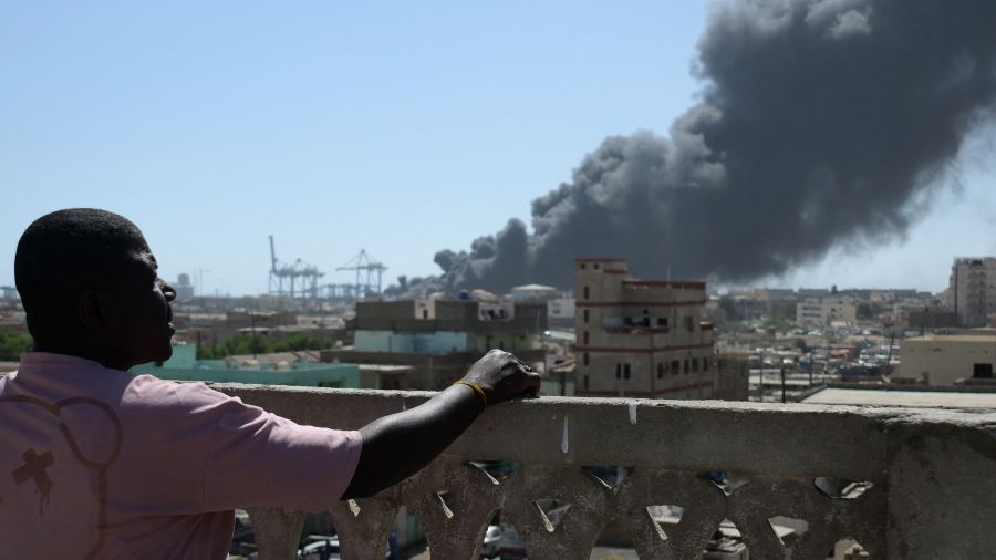 Soudan : une nouvelle attaque de drones des paramilitaires vise l’aéroport de Khartoum 