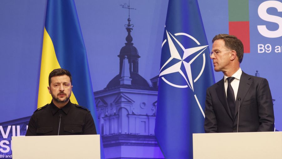 L'Ukraine invitée à un sommet de l'Otan à La Haye fin juin, dit Zelensky