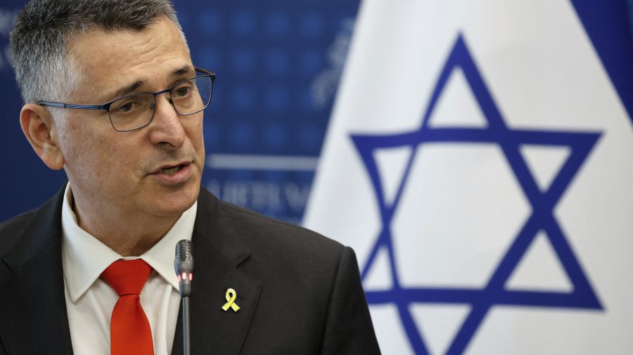 Israël à Macron: pas de visite sans retrait de la reconnaissance palestinienne