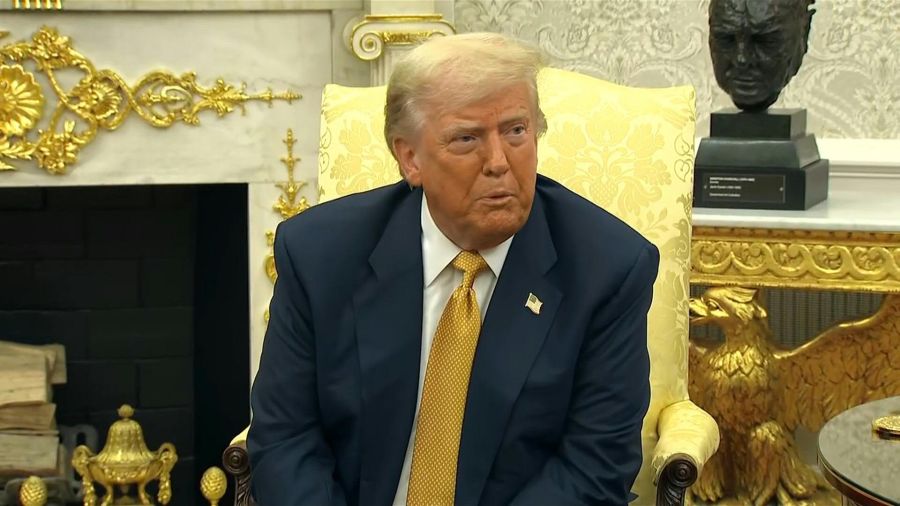 Trump s'en prend aux républicains \