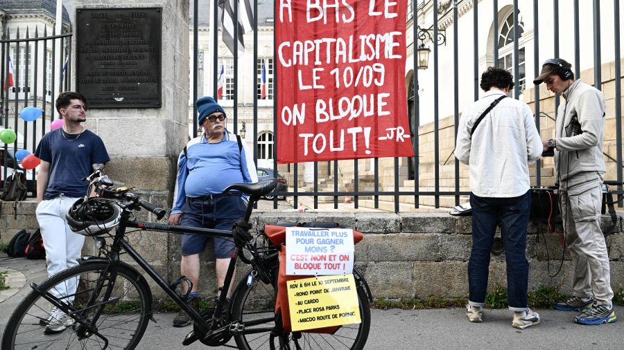France: Bientôt cinq Premiers ministres depuis 2022 et autant de méthodes
