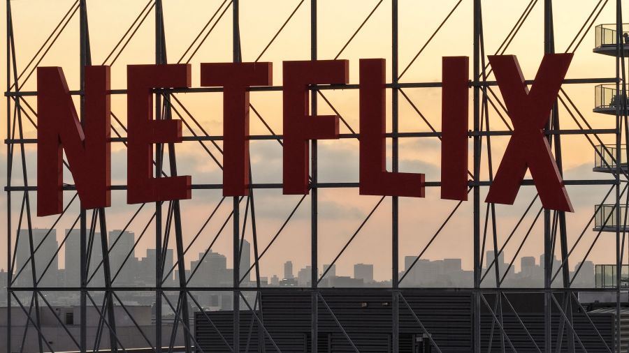Netflix rachète Warner Bros Discovery pour 83 milliards de dollars