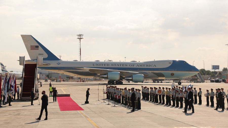Donald Trump arrive en Israël alors que les premiers otages sont libérés