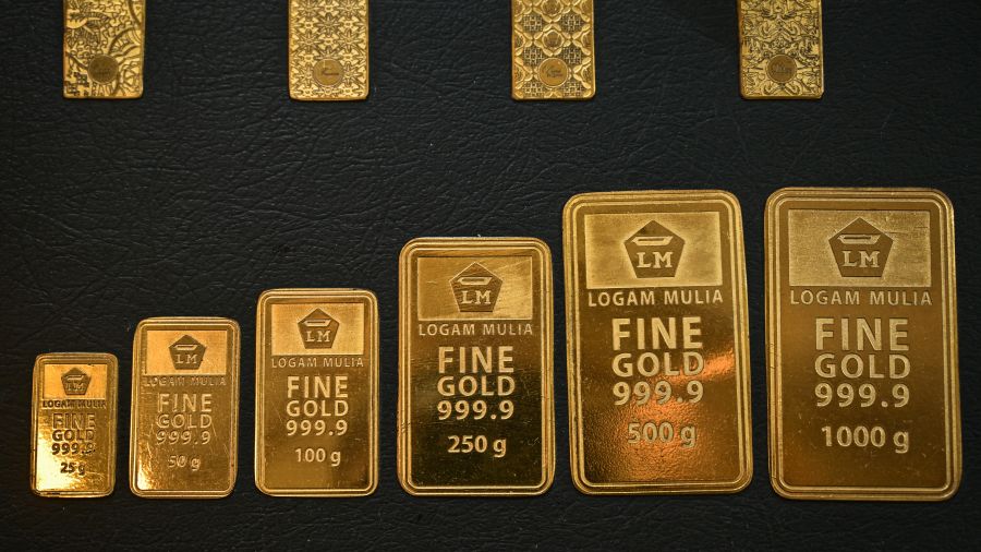 L’or enchaîne une neuvième semaine de hausse, les Bourses mondiales sous pression