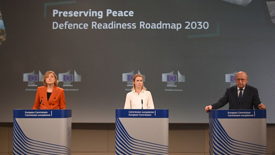 Face à la Russie, l'UE défend son projet de «mur» antidrones