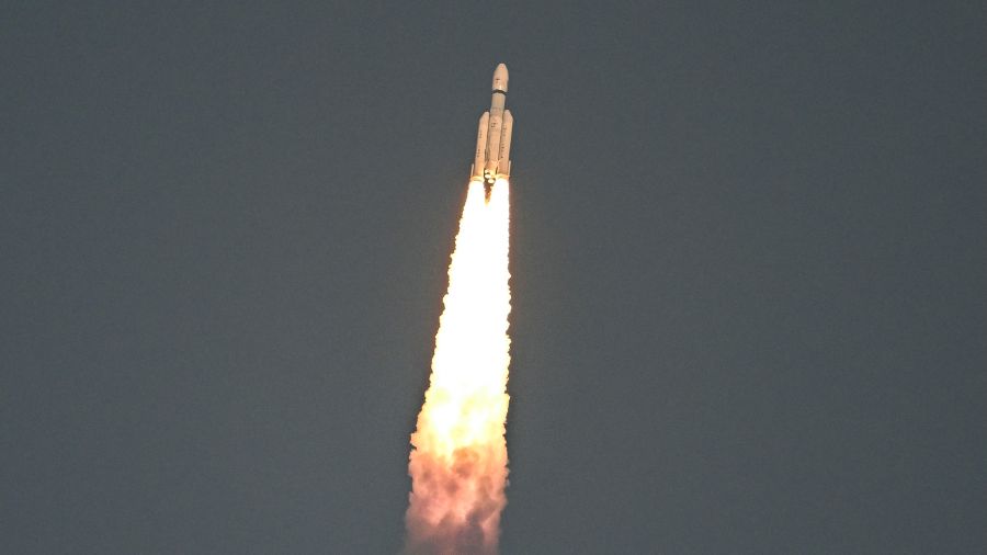 L'Inde place sur orbite avec succès un gros satellite de télécommunications