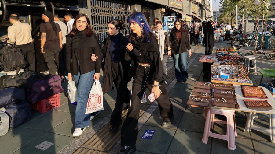 L'Iran étouffe, et le pouvoir le dit enfin