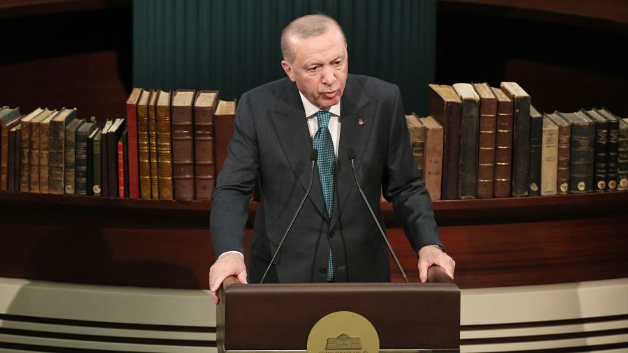 Erdogan: «Il faut mettre fin à cette guerre avant qu'elle n'embrase complètement la région»