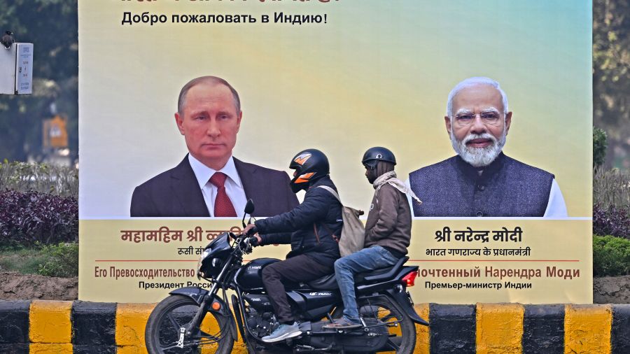 Poutine en Inde: pétrole, défense et diplomatie au cœur d'une visite stratégique