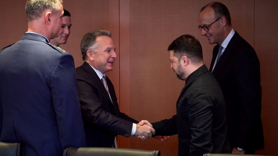 Ukraine: progrès dans les discussions, les Européens proposent une force multinationale