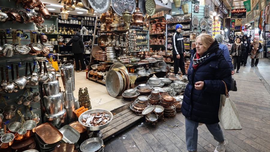 Quand le bazar iranien, soutien de la révolution islamique, se retourne contre le régime