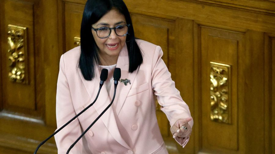 Venezuela: ouverture d'un dialogue politique sans la cheffe de l'opposition et prix Nobel Machado