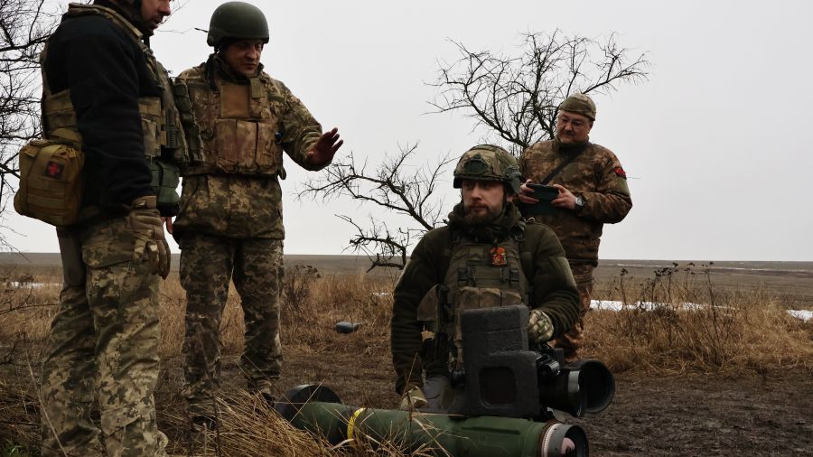 La guerre en Ukraine a fait près de 2 millions de victimes militaires 