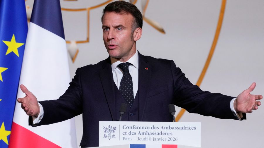 Macron reçoit mercredi les dirigeants du Danemark et du Groenland