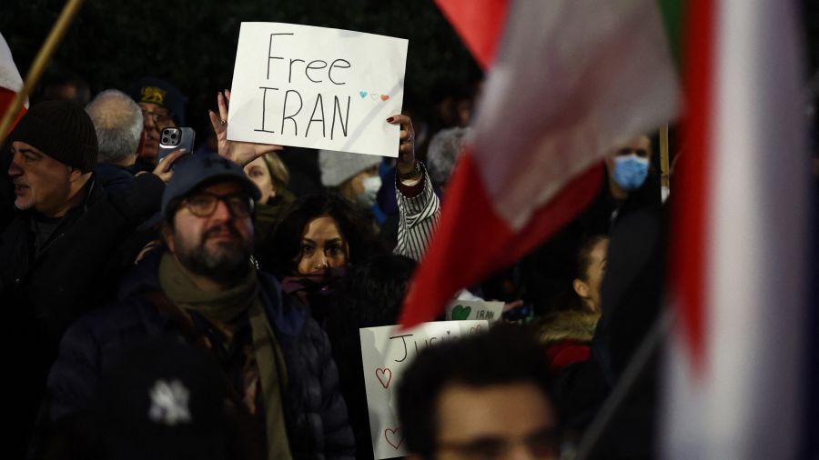 Iran: Macron, Merz et Starmer dénoncent «le meurtre de manifestants»