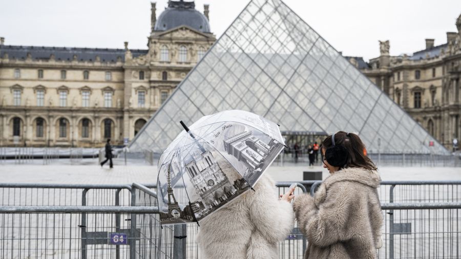Louvre: quatrième fermeture depuis le début de la grève