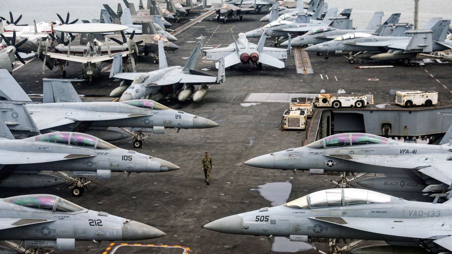 Un porte-avions américain entre en Méditerranée, sur fond de menace de frappes en Iran