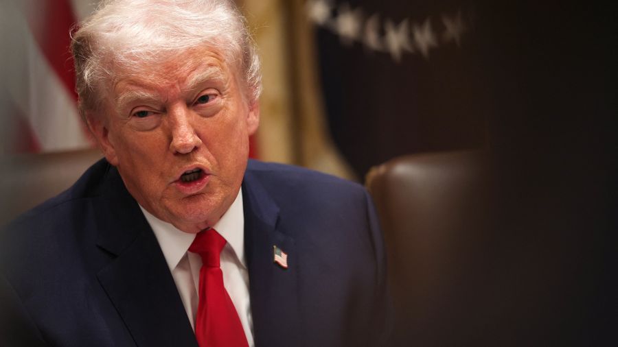 Trump fait rouvrir l'espace aérien du Venezuela aux vols commerciaux