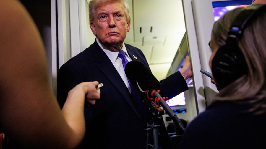 Iran: Trump se donne «dix» à «quinze jours» pour prendre une décision