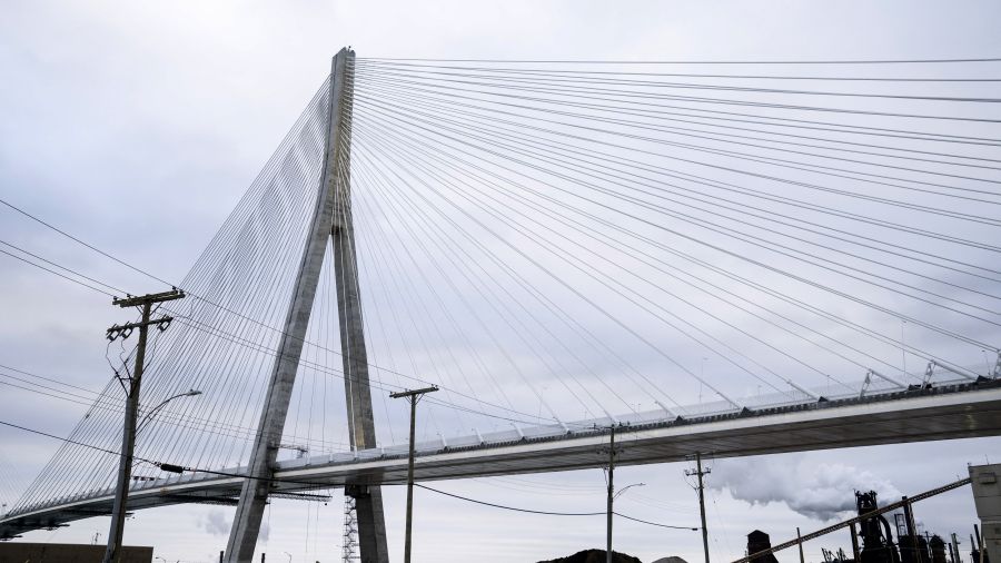 Le nouveau pont frontalier Canada / États-Unis finalement inauguré fin juillet