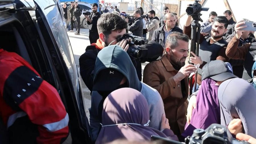 Syrie: l'un des Australiens libérés par les Kurdes banni temporairement par Canberra