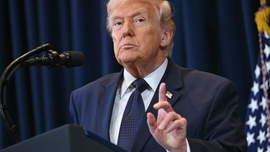 Trump affirme que la guerre contre l'Iran évolue «très rapidement»
