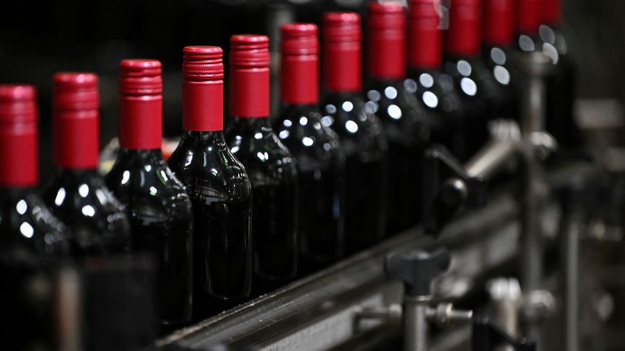 Des États-Unis à la Chine, la consommation mondiale de vin continue de reculer