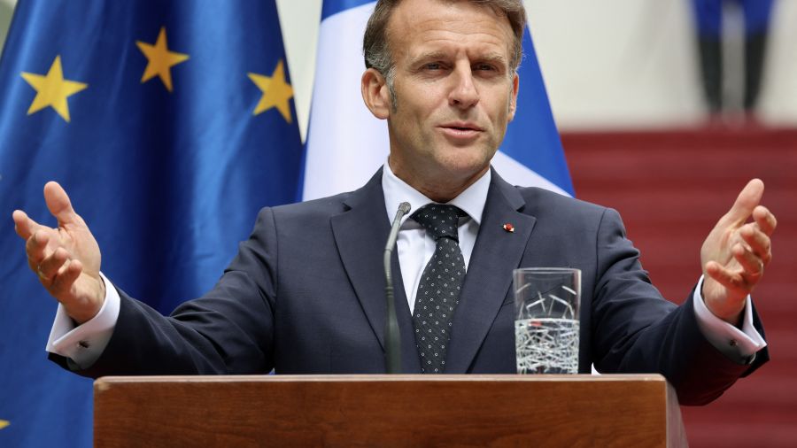 Macron attendu à Stockholm pour un gros contrat de frégates