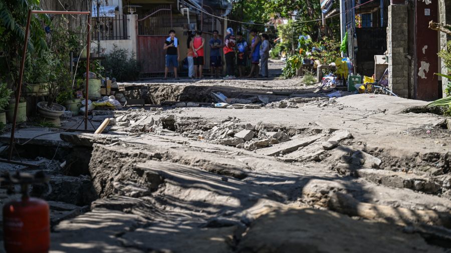 Un séisme de magnitude 6,7 frappe le centre de l'Indonésie