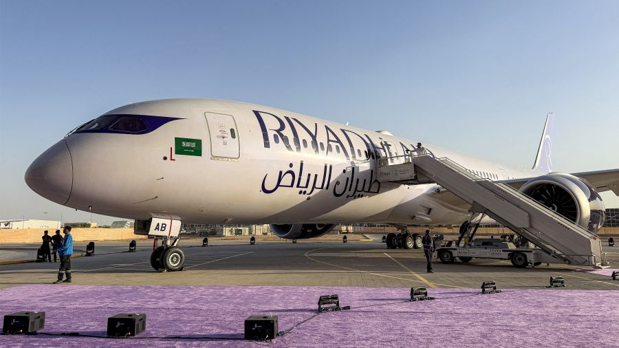 Des blessés à l'aéroport de Riyad après un tir de missile