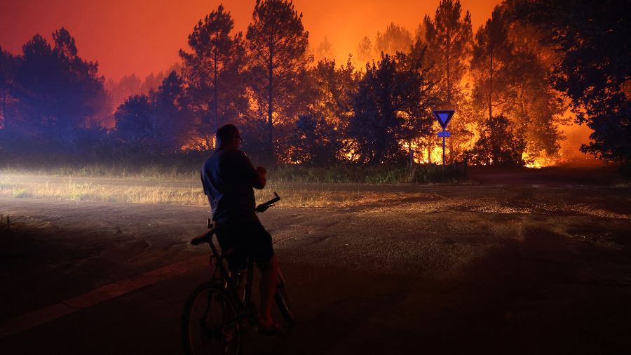 Incendies en Espagne: des milliers de personnes ont regagné leur domicile près de Madrid