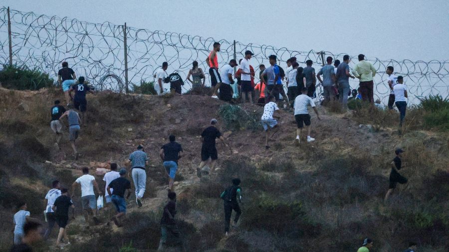 Ceuta: la quasi-totalité des migrants sont repartis, assure Madrid, réunion ministérielle de l'UE mardi