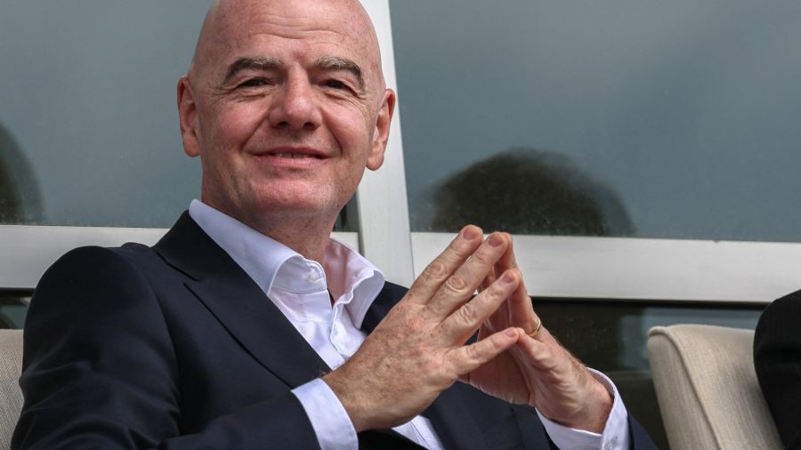 Fifa: fragilisé, Infantino a tenu une réunion de crise au Maroc